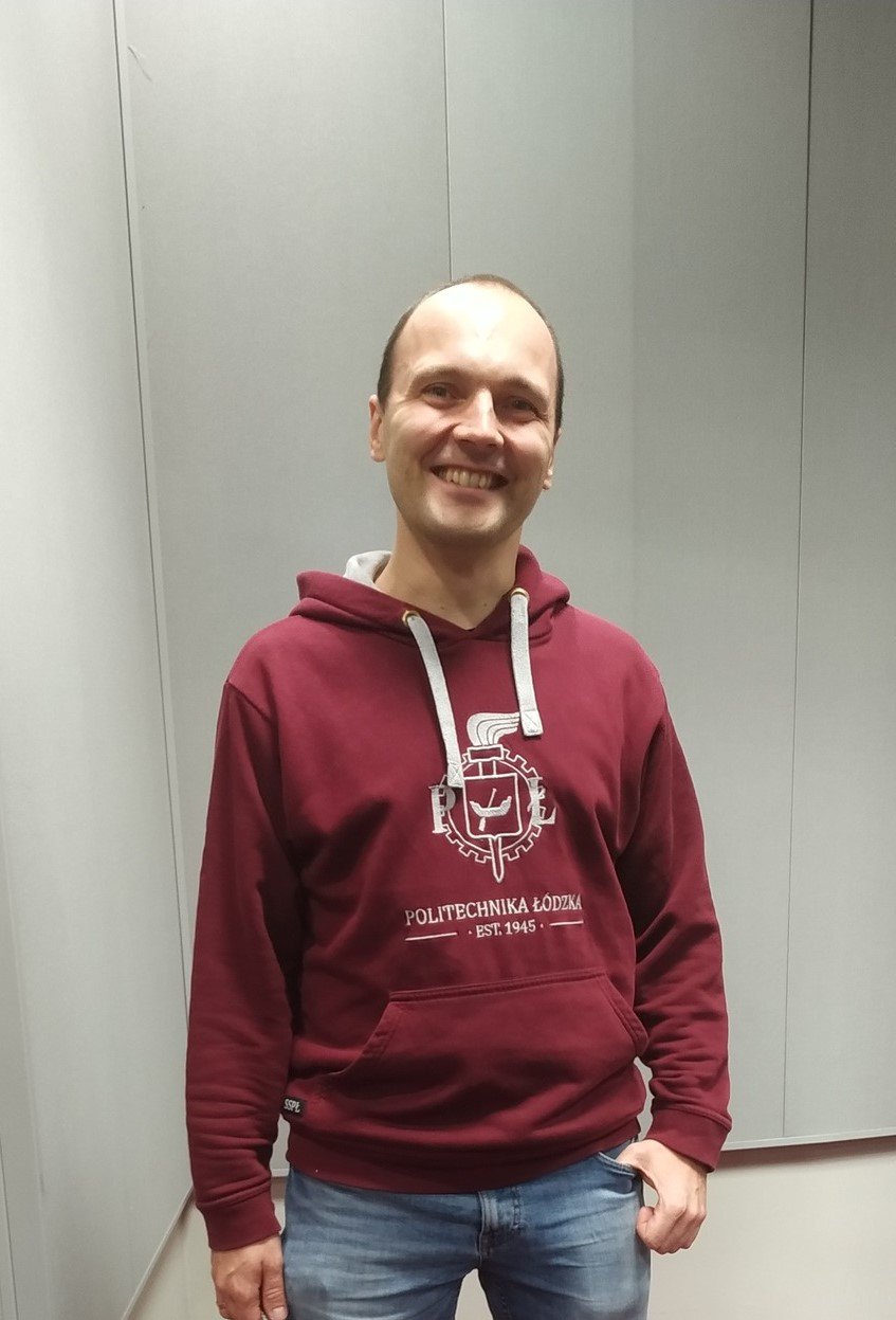 Dr inż. Marek Balcerzak na zdjęciu