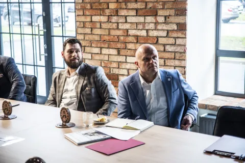 Posiedzenie Członków Rady w sali konferencyjnej