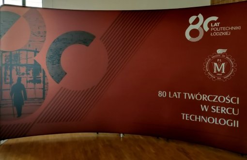Baner z okazji 80 lecia Wydziału